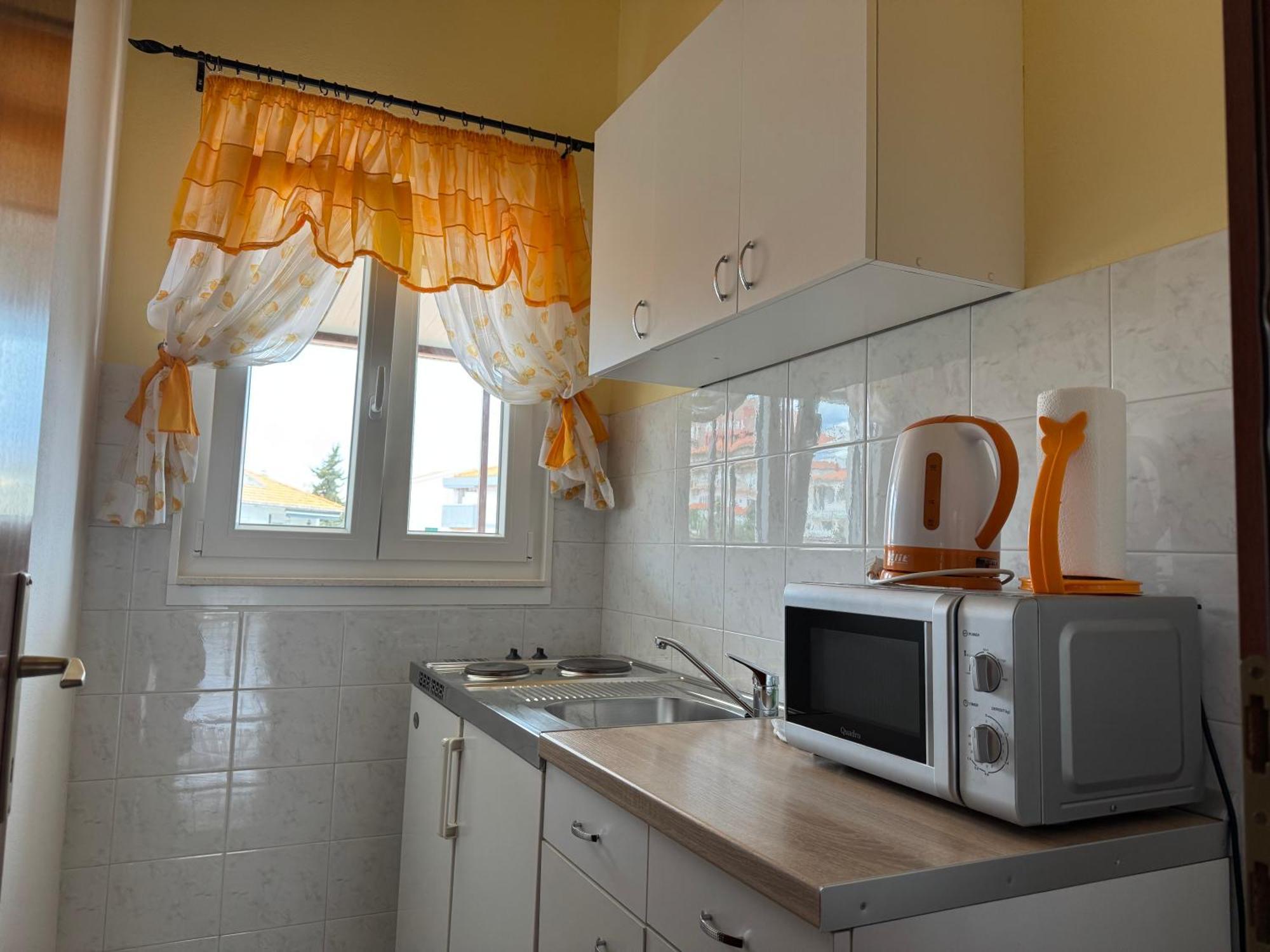 Apartments Villa Mirella 20 M From The Sea - Free Parking Trogir Exterior photo